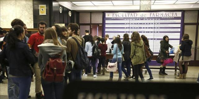 Las tasas universitarias no subirán el próximo curso