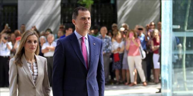 Don Felipe y doña Letizia 'reinan' en el souvenir