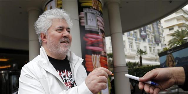 Almodóvar busca localizaciones en el Zoo de Madrid para su próxima película