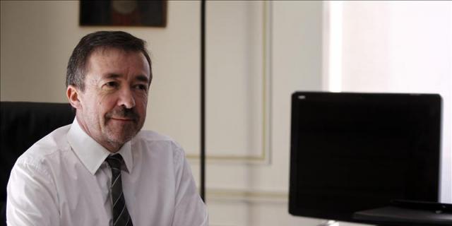 José Carrillo quiere que Pablo Iglesias sea profesor honorífico