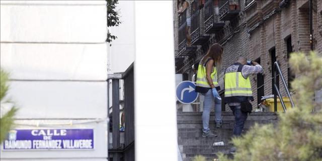La Policía explosiona un artefacto en una calle de Madrid