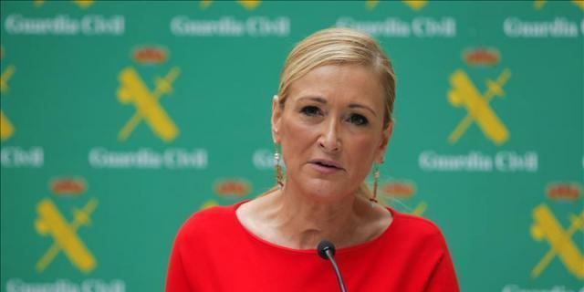 Cifuentes afirma que la Policía está llegando &quot;hasta el límite&quot; para detener al pederasta