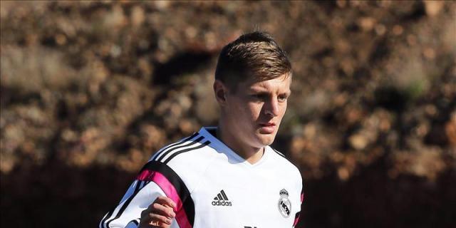 La prensa alemana encumbra a Kroos, campeón del mundo tres veces en un año