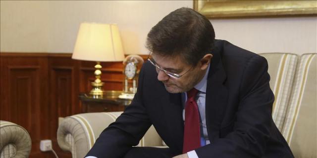Catalá ve necesario tener los sistemas "en alerta" tras el atentado en París