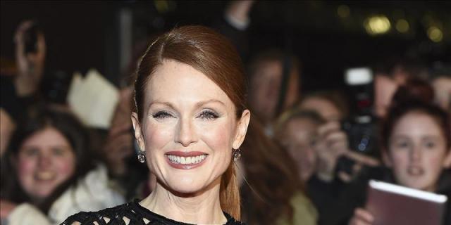 La juventud de Stephen Hawking y una Julianne Moore con alzheimer llegan a los cines