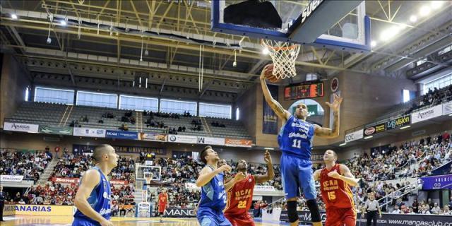 El Estudiantes, a por el tercer triunfo seguido que le acerque al &quot;play-off&quot;