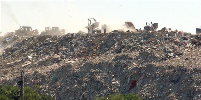 Vecinos del Ensanche lanzan una campaña de micromecenazgo por los malos olores en Valdemingómez