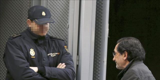 El juez Andreu impone fianzas de 4,3 millones a 21 imputados por las tarjetas opacas
