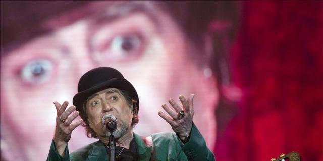 Varios artistas apoyan a Luis García Montero con un concierto en Madrid