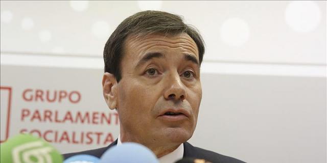 Gómez lamenta que el PSOE ponga a Podemos un cheque en blanco para gobernar Madrid