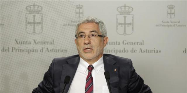 Llamazares considera que el PP de Madrid está abocado a su refundación
