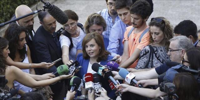 Sáenz de Santamaría recalca el respeto del Gobierno por cualquier proceso judicial