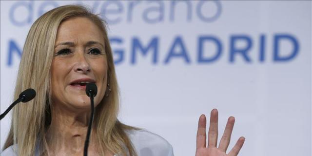 Cifuentes envía su pésame a las familias de las jóvenes asesinadas en Cuenca