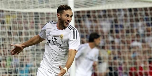 James y Benzema, novedades en el once de Benítez