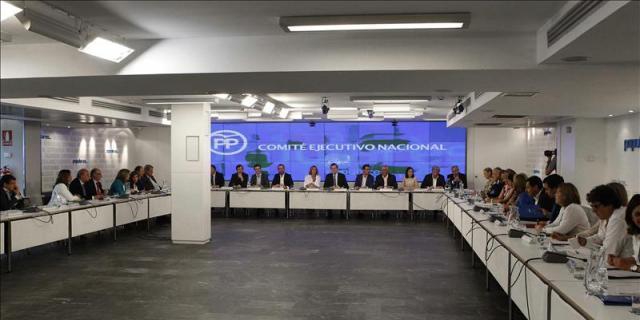 El PP acentúa su optimismo ante el 27S, frente a un C's estancado y un PSC en caída