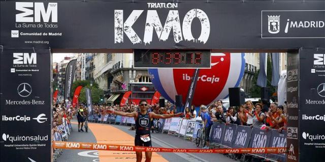 Héctor Guerra gana el primer triatlón de larga distancia de Madrid