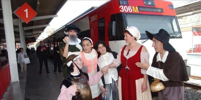 El tren de Cervantes retoma su ruta guiada desde Madrid a Alcalá