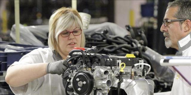 La producción industrial cae un 0,9% interanual en agosto en Madrid