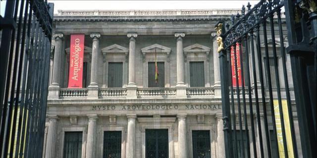 Tres museos españoles abren sus puertas a la Wikipedia