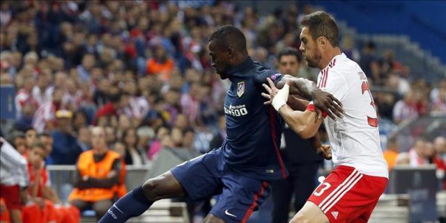 La UEFA multa al Atlético con 11.000 euros y al Benfica con 20.000