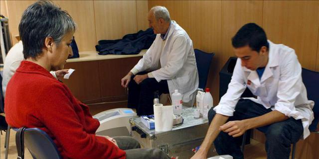 Los mayores de 60 años podrán medir su densidad ósea en el Día de la Osteoporosis