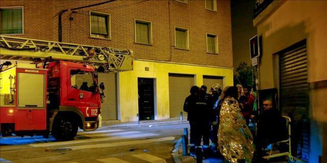 Dos mujeres heridas muy graves en un incendio de vivienda del distrito de Tetuán