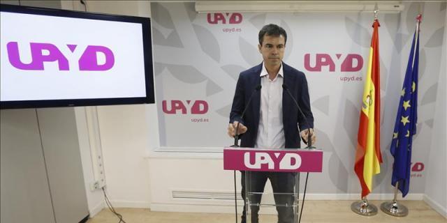 Con el lema &quot;Más España&quot; UPYD presenta la candidatura, que encabeza Herzoz