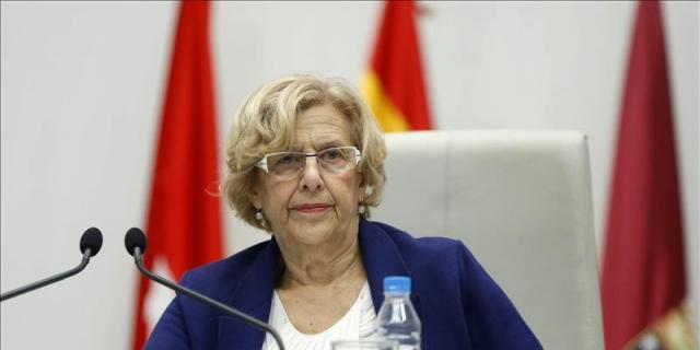 Carmena reprocha a los ediles su tono "hiriente" y Aguirre pide que venga llorada de casa