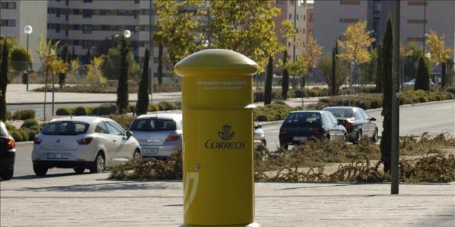 Correos y Cruz Roja recogen las cartas de niños enfermos a los Reyes Magos
