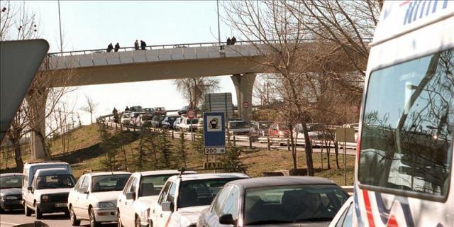 ¿Cuánto cuesta por hora tener un coche en propiedad en Madrid?
