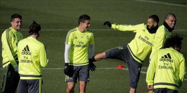 James, primer trabajo psicológico para Zidane