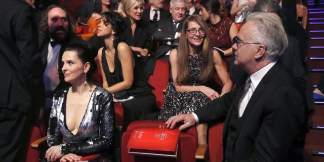 Juliette Binoche y Tim Robbins, glamur internacional en la alfombra roja