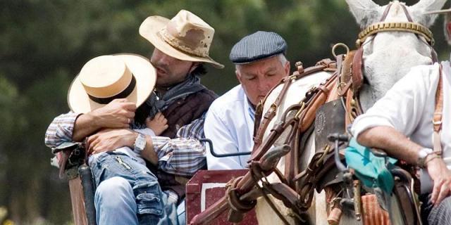 La Hermandad del Rocío de Pozuelo cumple 30 años con una exposición sobre su historia