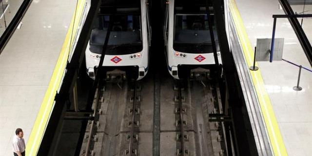 La línea de Metro 7B reabre entre las estaciones de La Rambla y San Fernando