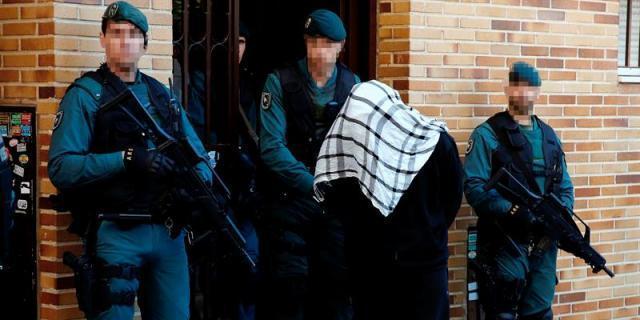 Los detenidos por captar yihadistas en Madrid eran muy activos en Internet