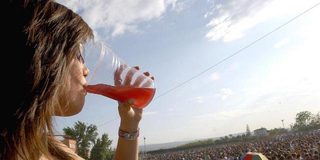 Las fiestas ilegales con menores son un 'negocio' gracias a las redes sociales