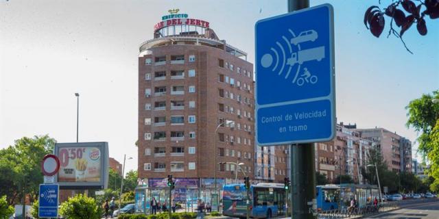 Carmena, pionera en instalar el primer radar urbano en España que ya multa