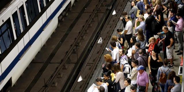 Metro cifra en un 93,3% el seguimiento del paro y el SCMM lo eleva al 95%