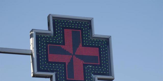 Detenido por atracar varias farmacias en Vallecas armado con un destornillador