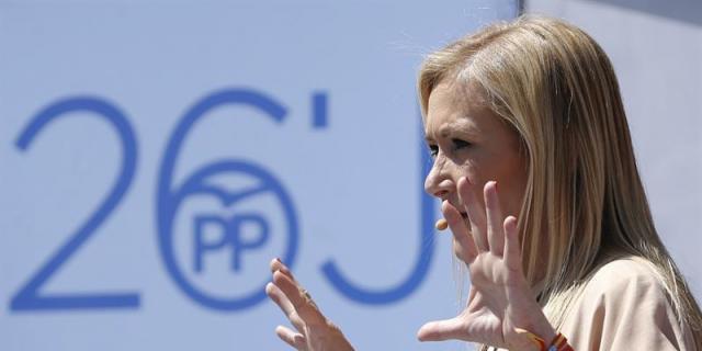 Cifuentes: "Los Gobiernos de Podemos suponen cambios, pero a peor"