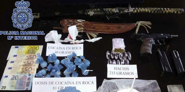 Caen dos puntos de droga de Vallecas tras una denuncia por amenazas con pistola