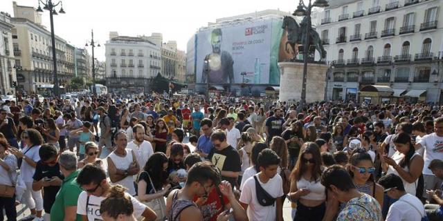 Unas 5.000 personas se dan cita en Sol para cazar Pokemons