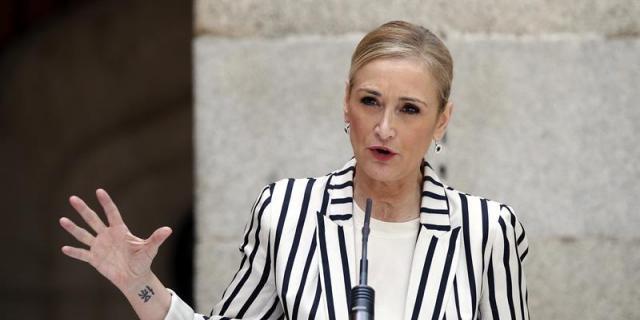 Cifuentes: "Felipe González representa la opinión de muchos miles de socialistas"