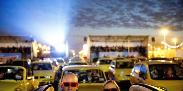 El séptimo arte también se disfruta en el coche