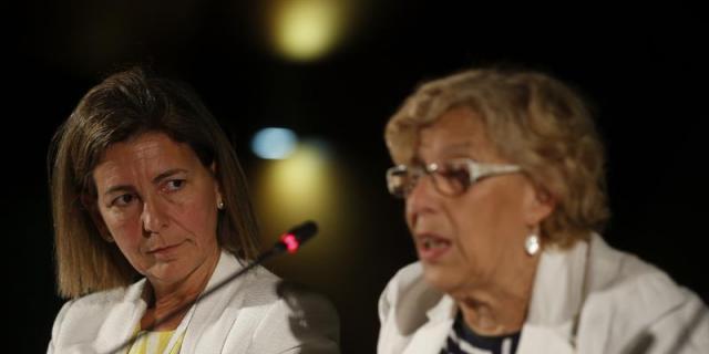 Los kioscos distribuirán gratis los ceniceros de Carmena