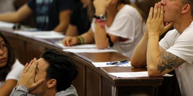 Sindicatos, asociaciones y profesores se unen contra la reválida y la Lomce