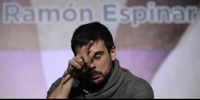 Espinar cree que la polémica sobre la venta de su piso le beneficia