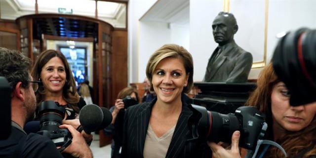 Cospedal califica a Barbera de ‘magnífica política’ y ‘mujer honesta’