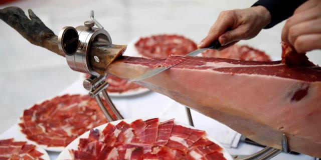 Un estudio demuestra que el jamón ibérico mejora la salud vascular en personas sanas