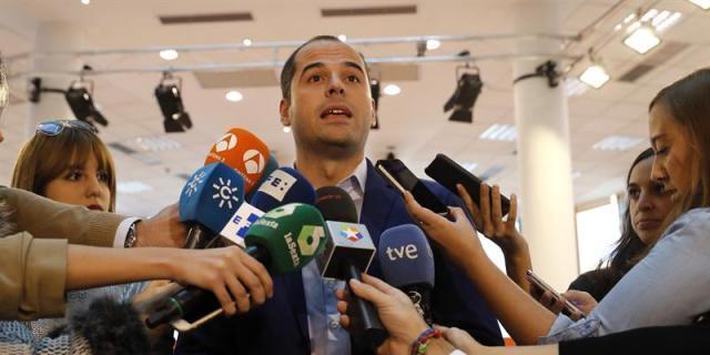 C’s presiona a Cifuentes por las declaraciones de David Pérez